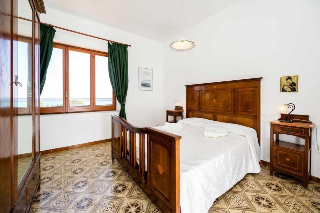 Casamici Sampieri Centosicilie 아파트 객실 사진